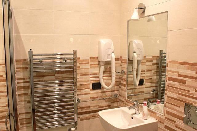 La Fiera Guesthouse Фиумичино Екстериор снимка